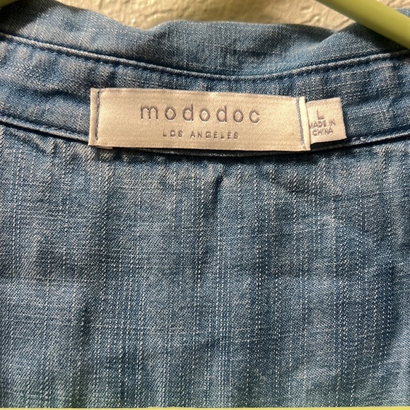 Mododoc Sleeveless Demin Button Down Blouse Size L - Picture 2 of 6